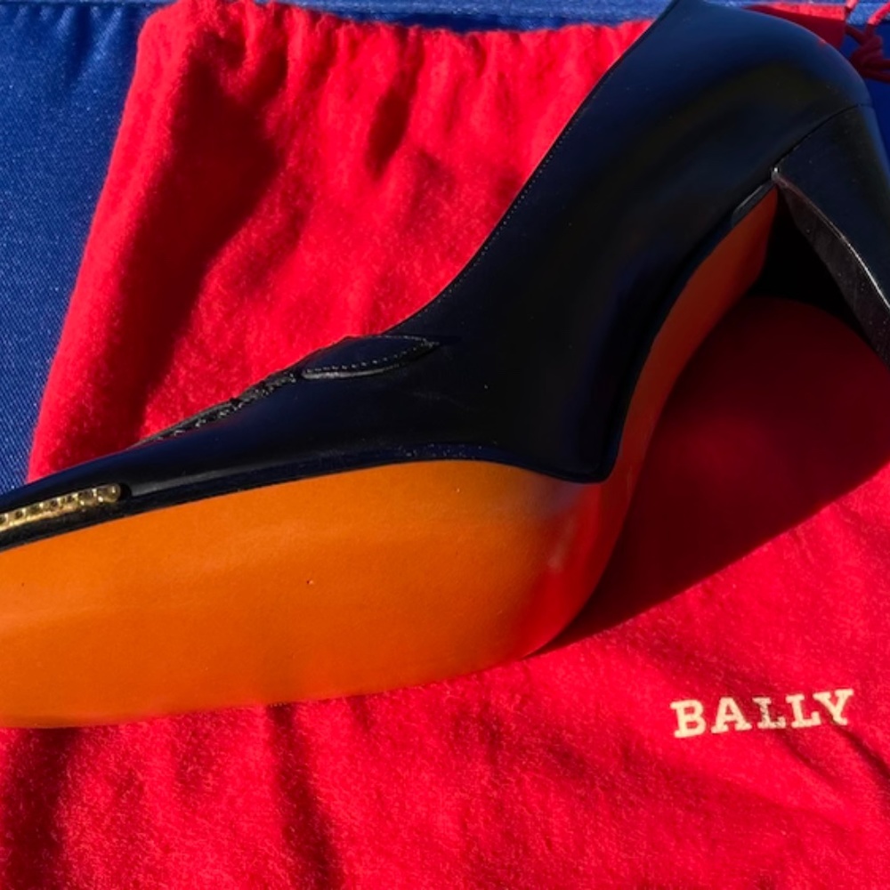 NEW: Bally TARAMIA heel pumps SZ 5.5 Black leather